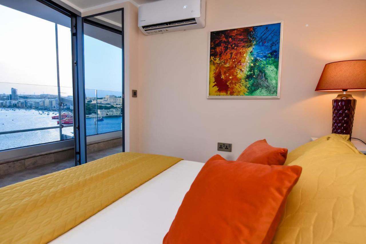Unique Seafront Triplex Penthouse With Panoramic Bedroom & Rooftop Jacuzzi Overlooking Valletta Sliema Kültér fotó
